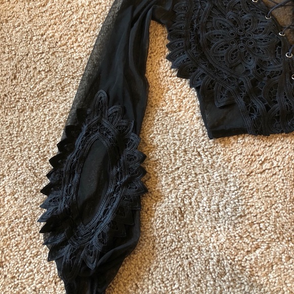 Sheer black crop top blouse - Picture 3 of 4